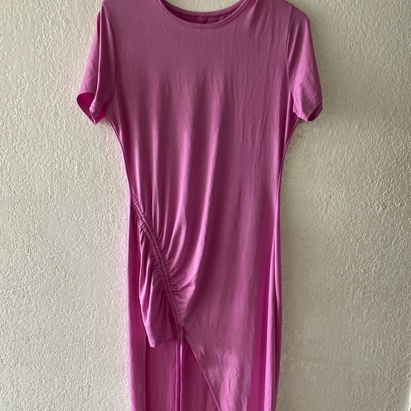 Solid Ruched Split Dress - Picture 2 of 5